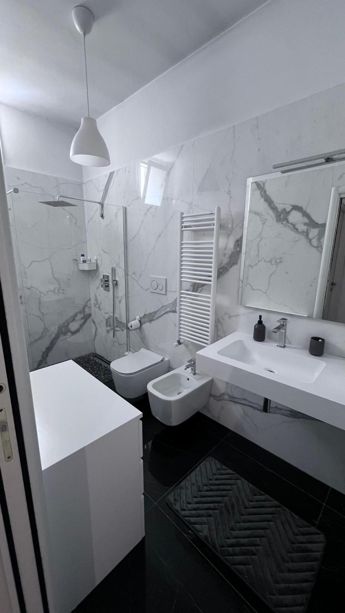 Ideal House Bari
